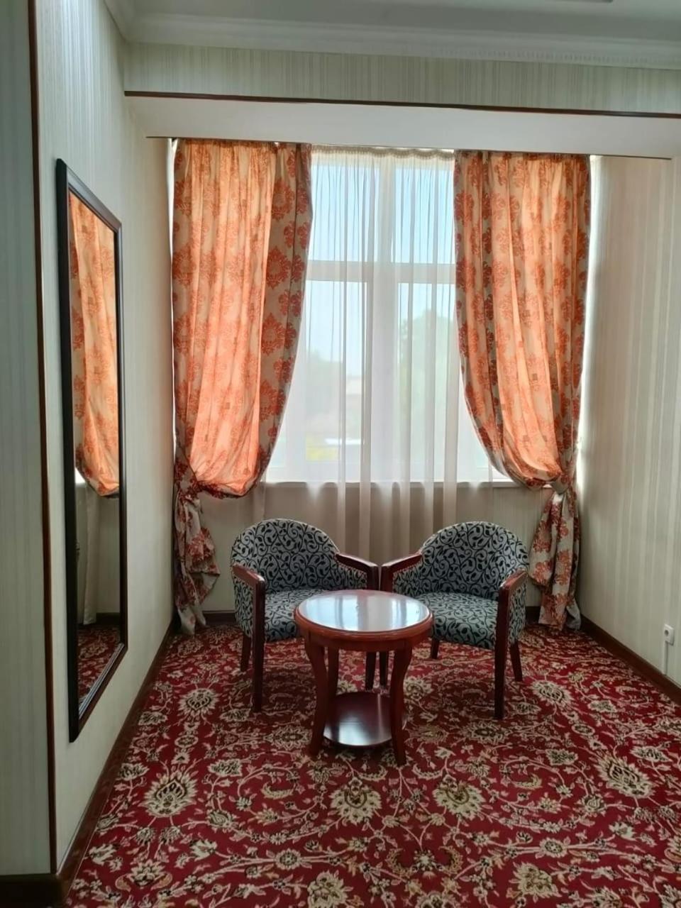 Sary Arka Hotel Šymkent Exteriér fotografie