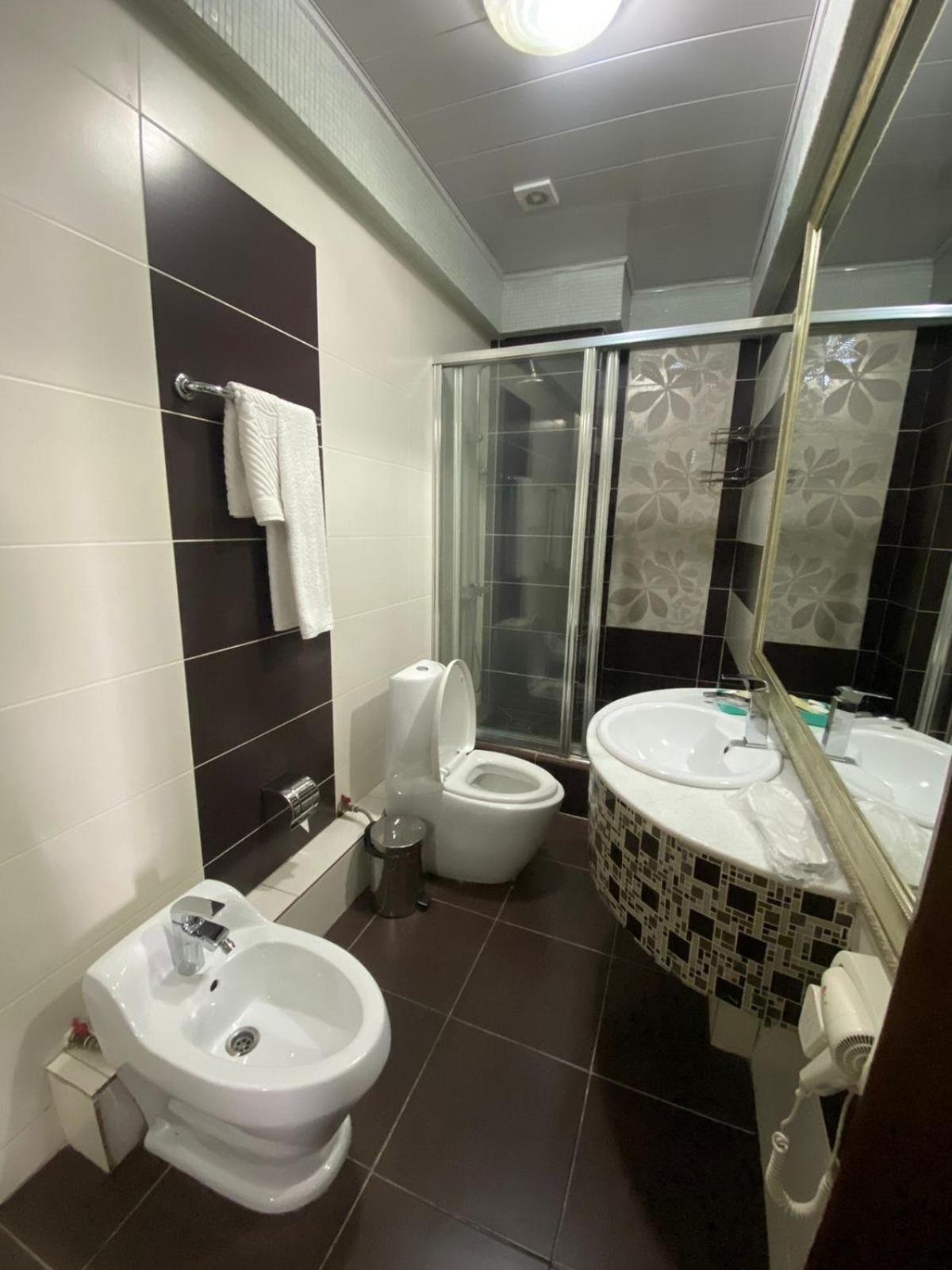Sary Arka Hotel Šymkent Exteriér fotografie