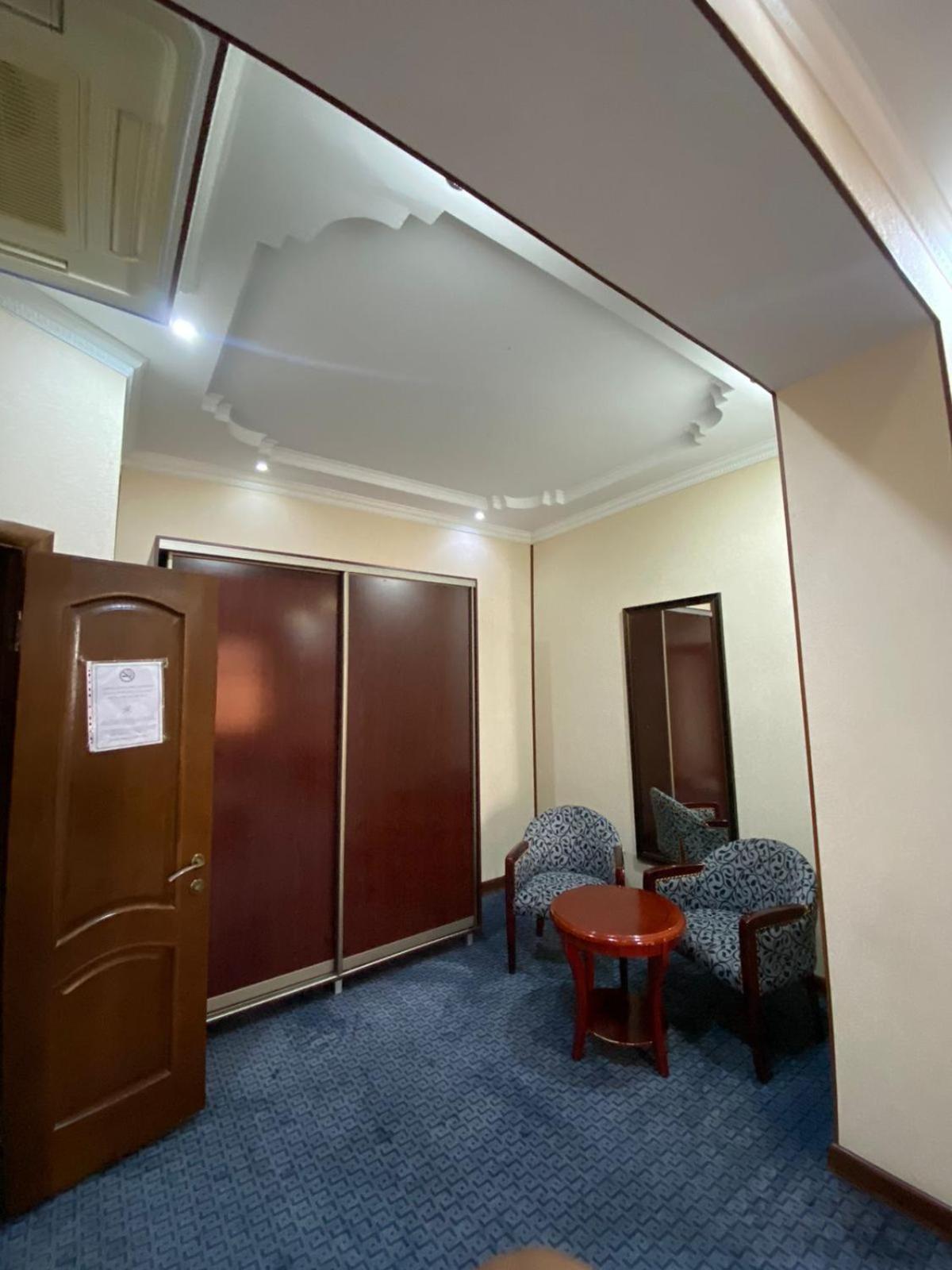 Sary Arka Hotel Šymkent Exteriér fotografie